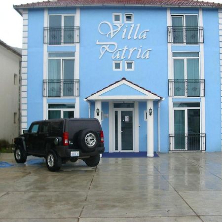 Vila Patria Подгорица Екстериор снимка